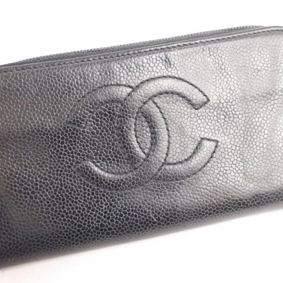 CHANEL Caviar Leather Zip around Long Wallet - Picture 2 of 15